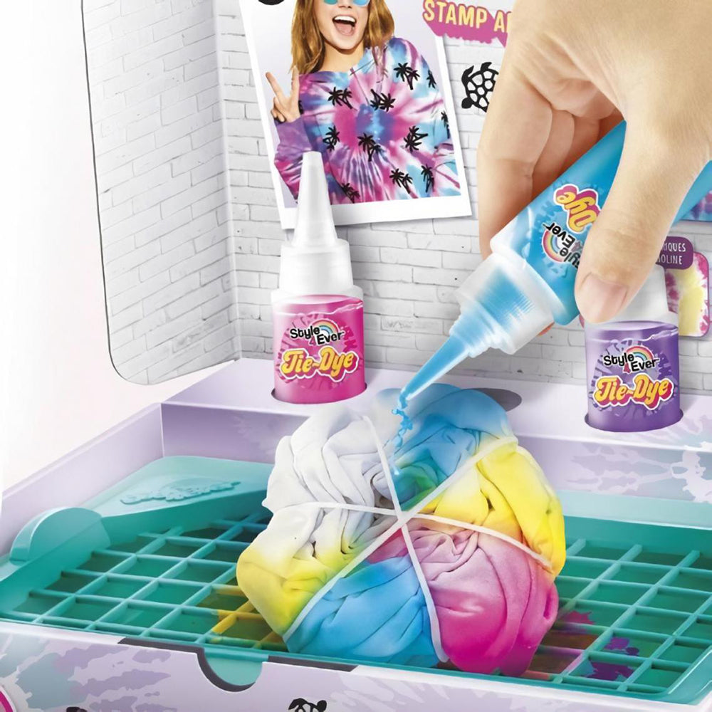 https://www.toutytoys.com/cdn/shop/products/Style4Ever-Tie-DyeStampArtWorkstation3_1024x1024.jpg?v=1640882535